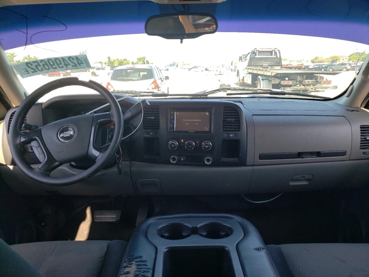 Photo 9 from auction – 2007 CHEVROLET SILVERADO with VIN 2GCEC13C671718398