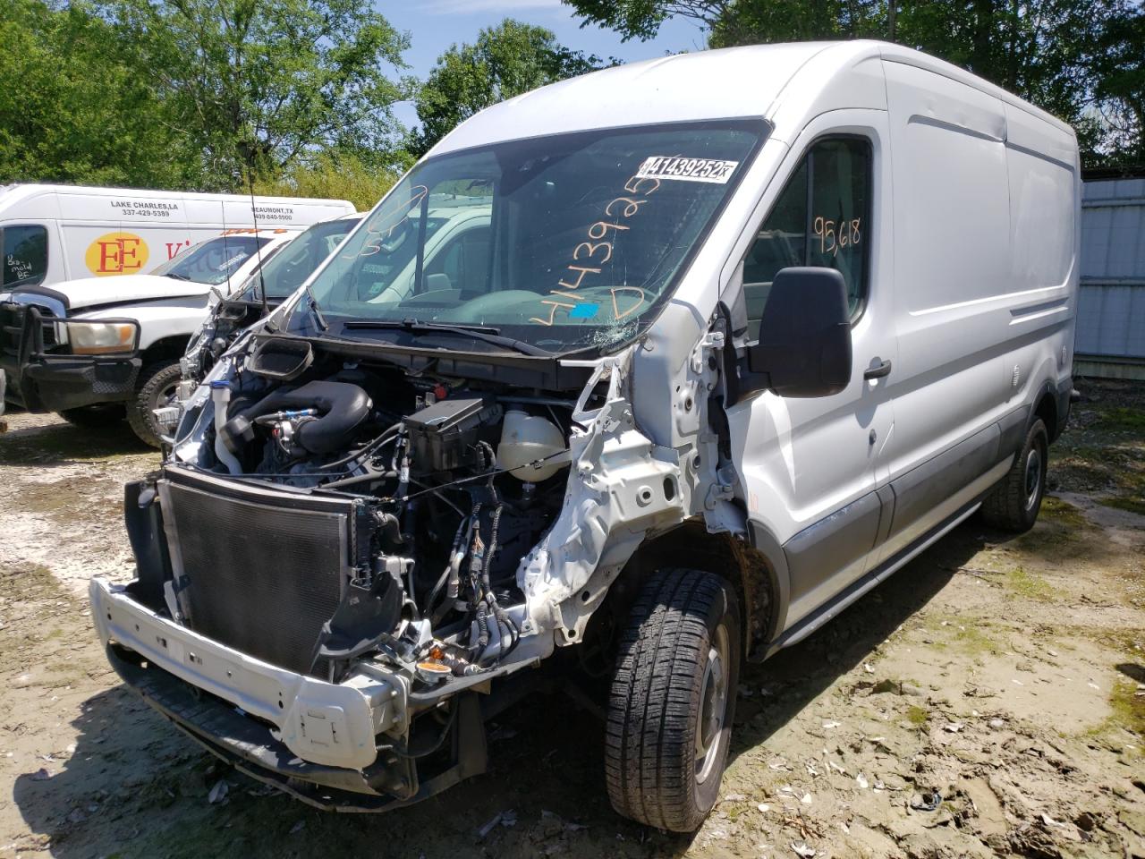 Photo 2 from auction – 2017 FORD TRANSIT T- with VIN 1FTBW2CM8HKB43957