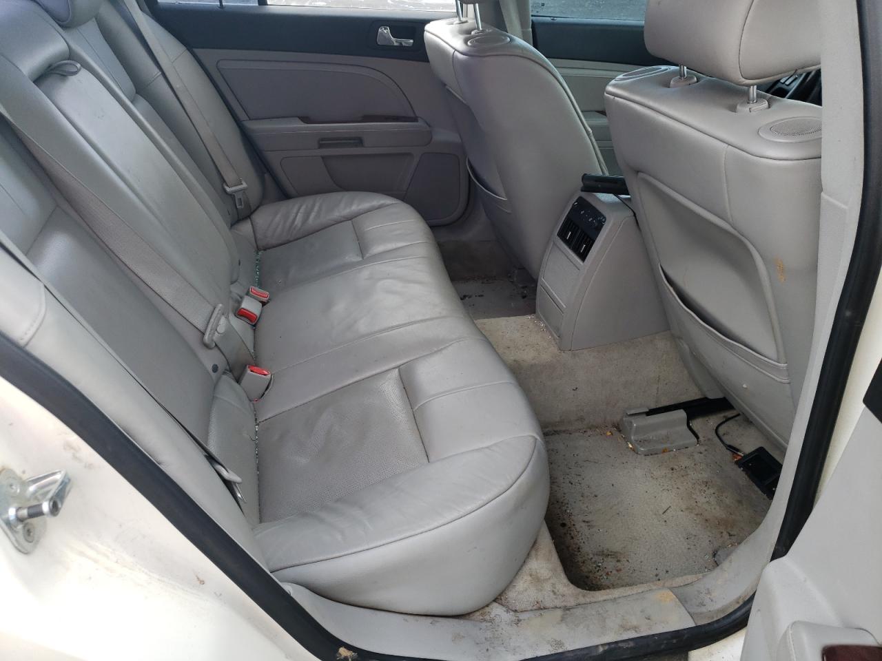Photo 6 from auction – 2007 CADILLAC STS with VIN 1G6DW677970195650
