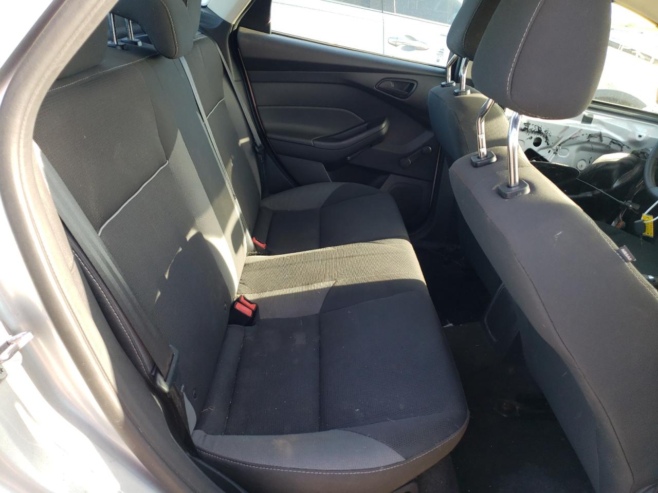 Photo 6 from auction – 2012 FORD FOCUS S with VIN 1FAHP3E29CL303653