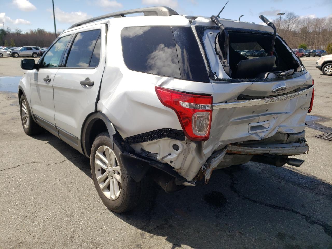 Photo 3 from auction – 2015 FORD EXPLORER with VIN 1FM5K8B89FGA81562