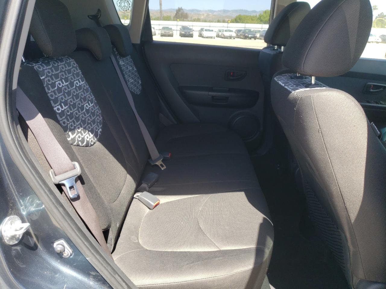 Photo 6 from auction – 2010 KIA SOUL + with VIN KNDJT2A23A7072388