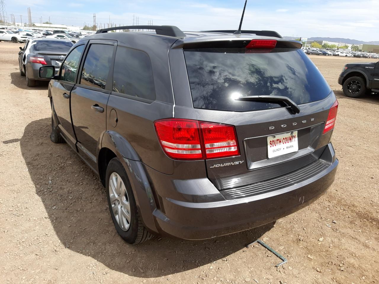 Photo 3 from auction – 2019 DODGE JOURNEY SE with VIN 3C4PDCAB3KT810216