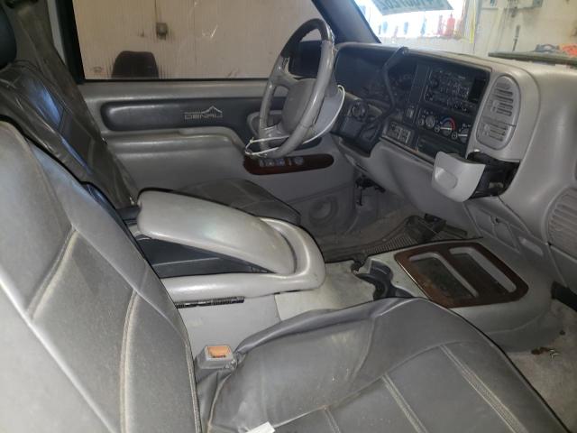 Photo 6 from auction – 2000 GMC YUKON with VIN 1GKEK63RXYR211568