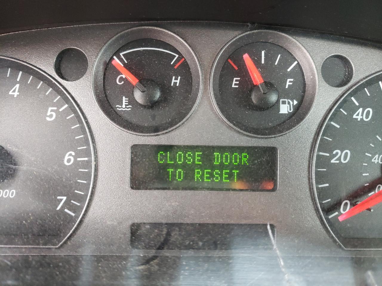 Photo 8 from auction – 2007 FORD TAURUS SEL with VIN 1FAFP56U17A192276