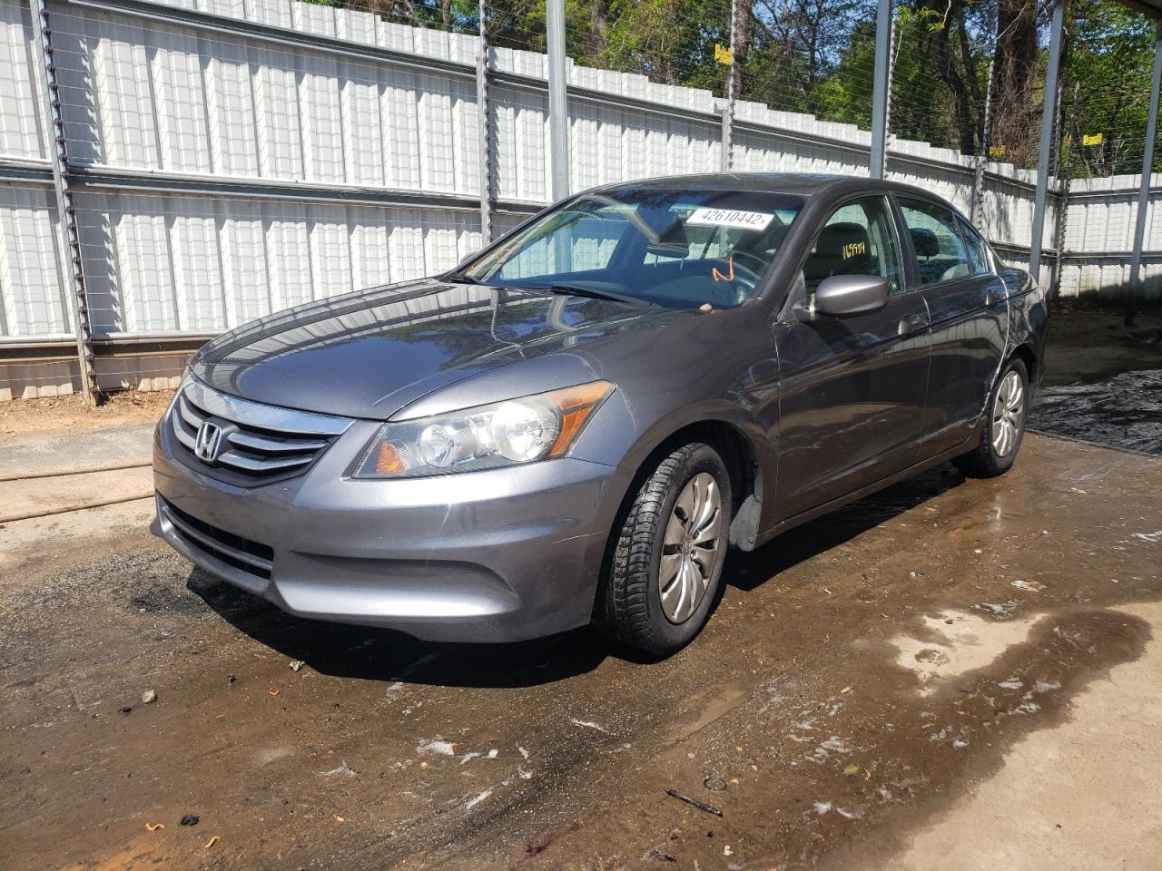 Photo 2 from auction – 2011 HONDA ACCORD LX with VIN 1HGCP2F33BA136918