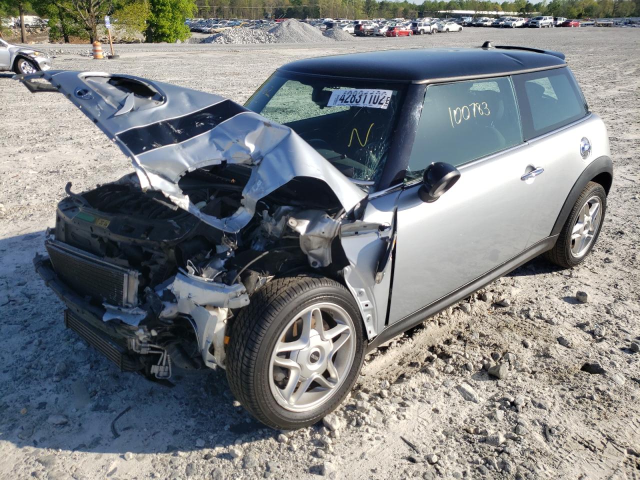 Photo 2 from auction – 2008 MINI COOPER S with VIN WMWMF73568TT93462