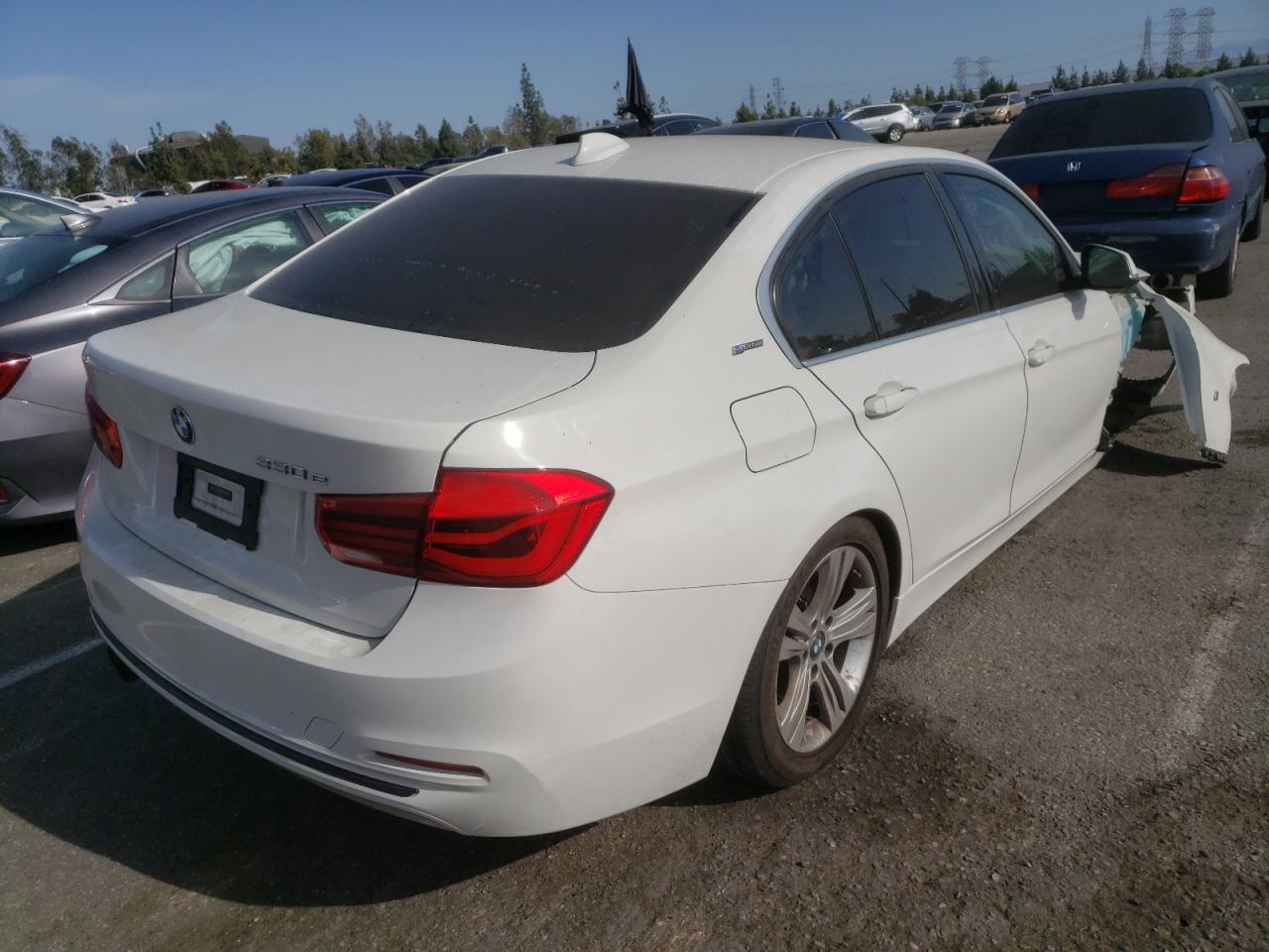 Photo 17 from auction – 2018 BMW 330E with VIN WBA8E1C53JA178138