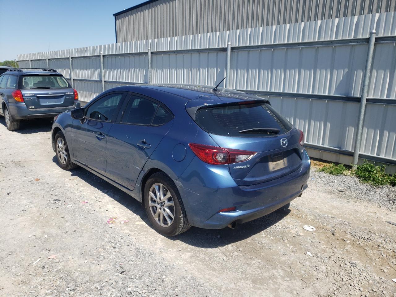Photo 3 from auction – 2017 MAZDA 3 SPORT with VIN 3MZBN1K70HM115374
