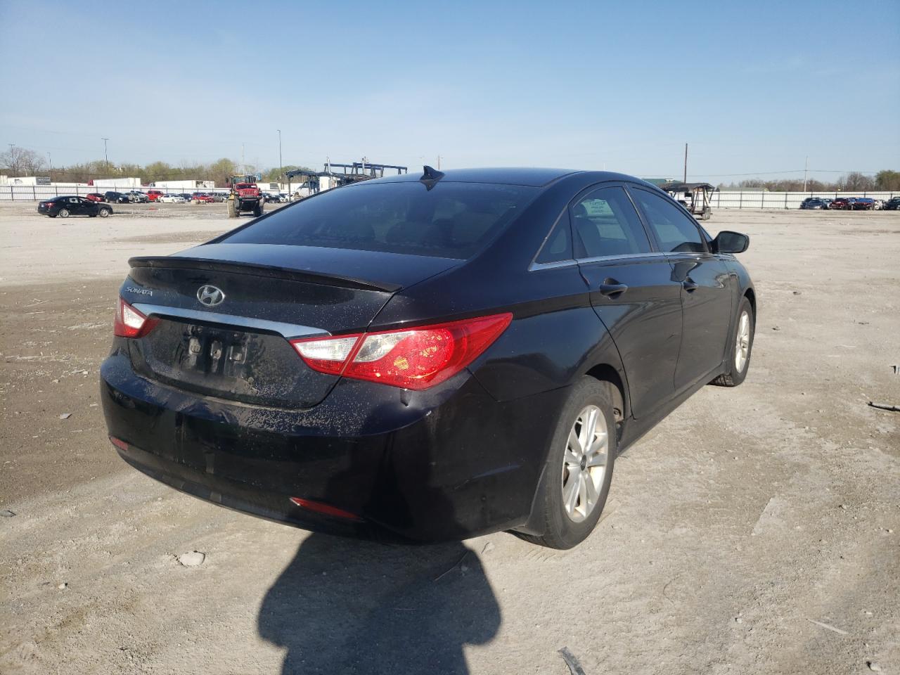 Photo 4 from auction – 2013 HYUNDAI SONATA GLS with VIN 5NPEB4AC4DH765365