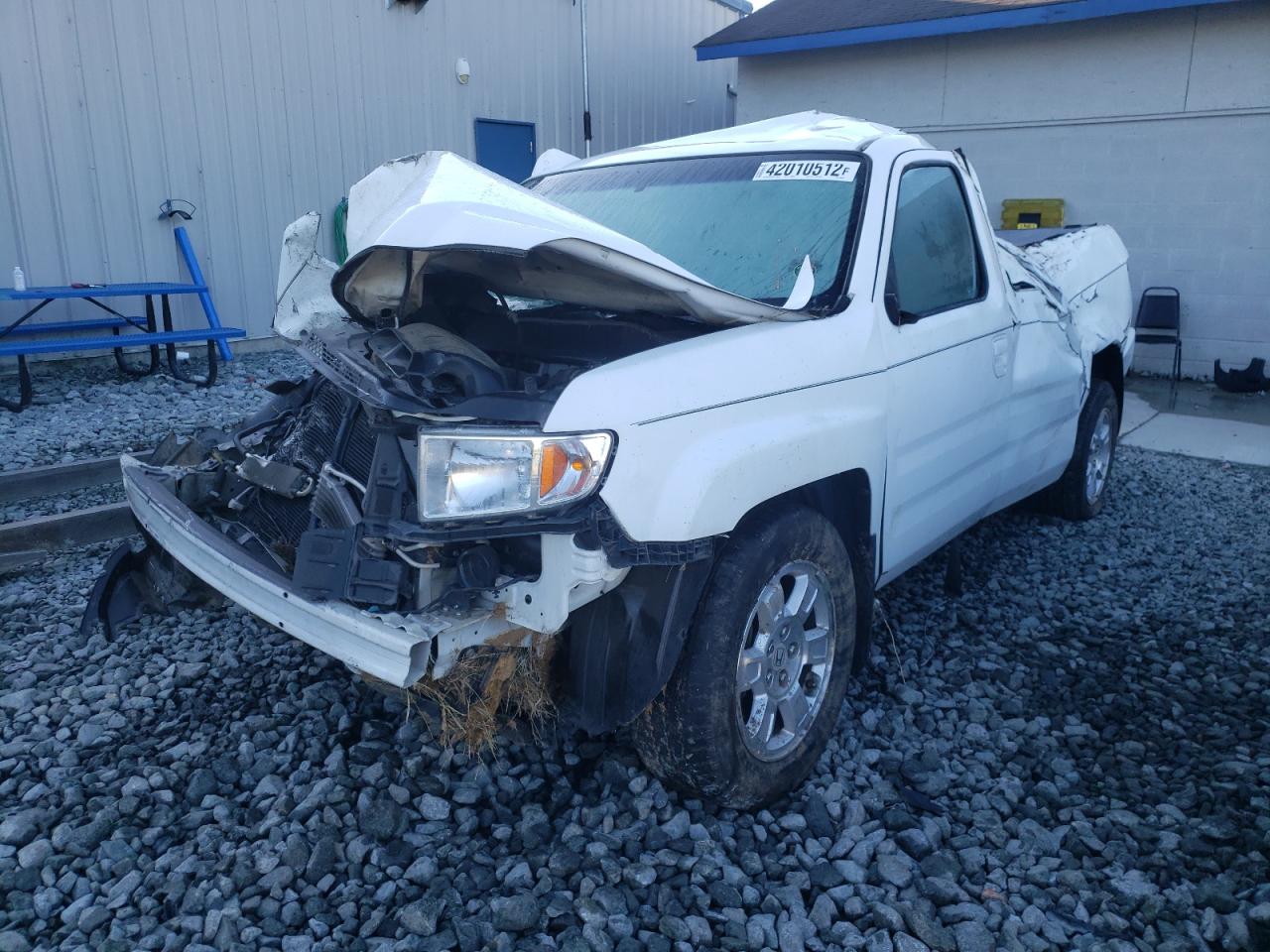 Photo 2 from auction – 2010 HONDA RIDGELINE with VIN 5FPYK1F45AB002401