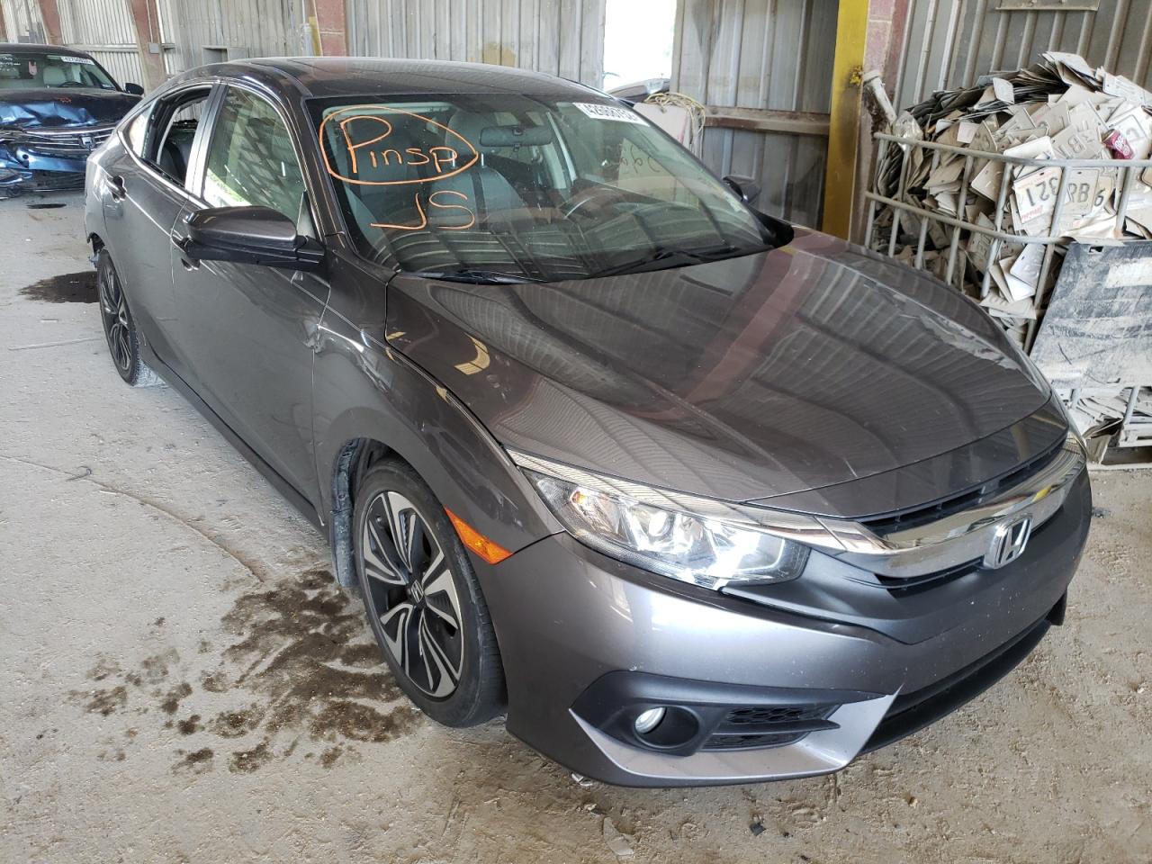 Photo 1 from auction – 2018 HONDA CIVIC EX with VIN JHMFC1F37JX033478