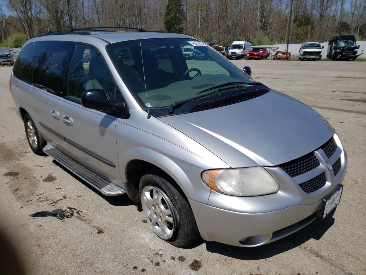 DODGE GRAND CARA 2003 with VIN 2D4GP44L93R220918 - Photo from auction