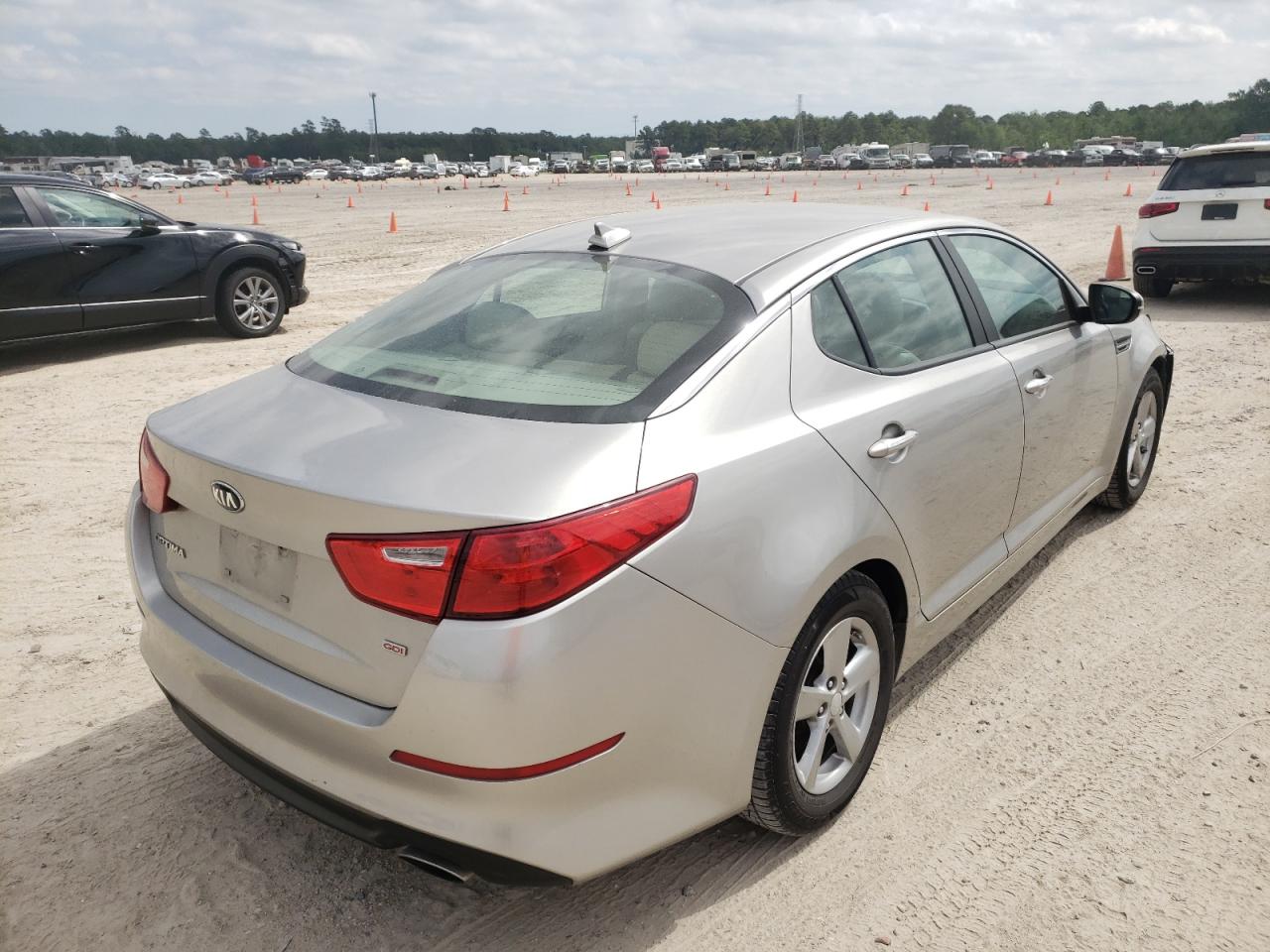 Photo 4 from auction – 2014 KIA OPTIMA LX with VIN 5XXGM4A78EG289575