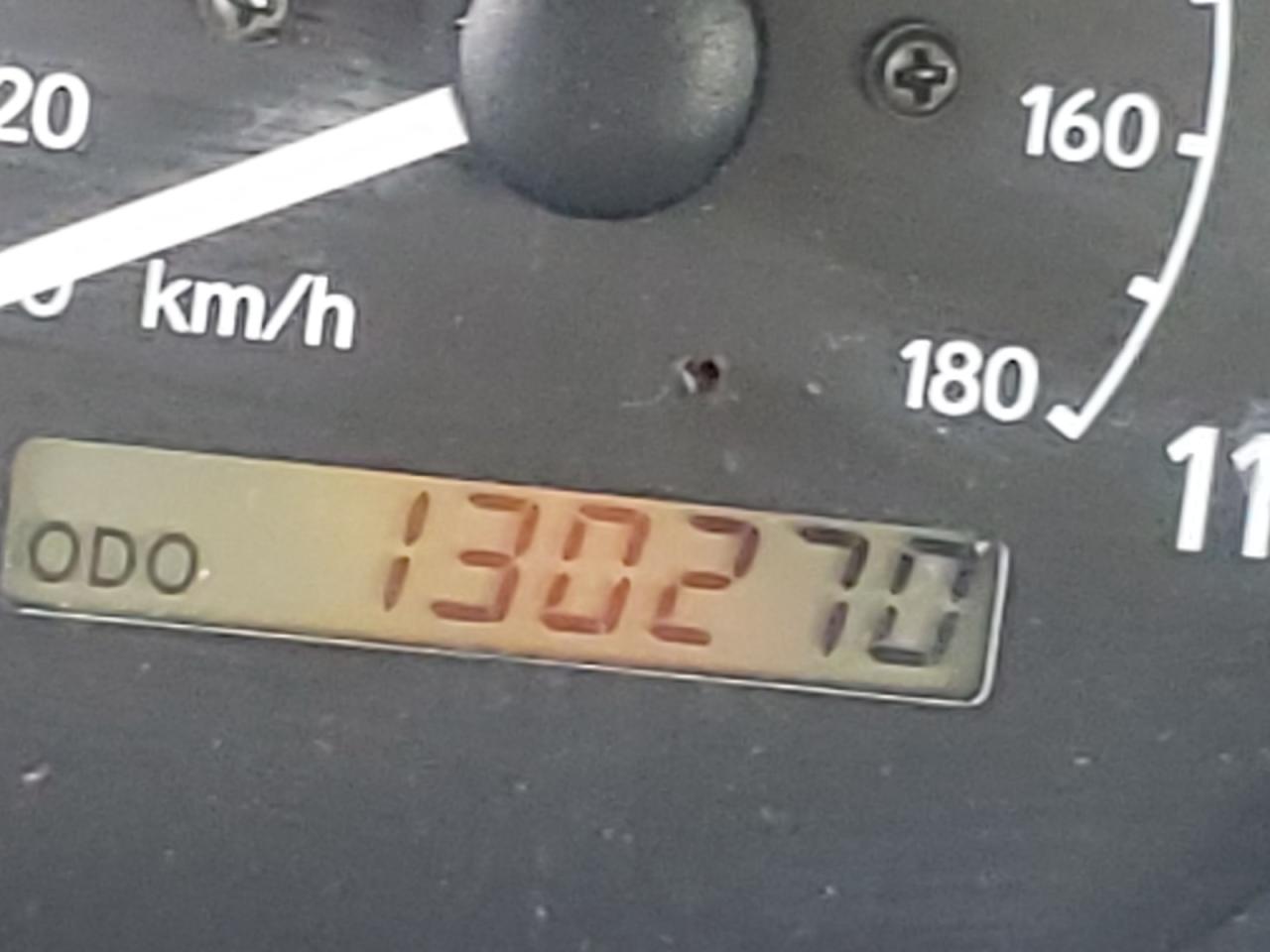 Photo 8 from auction – 2002 TOYOTA COROLLA CE with VIN 2T1BR12E72C560250