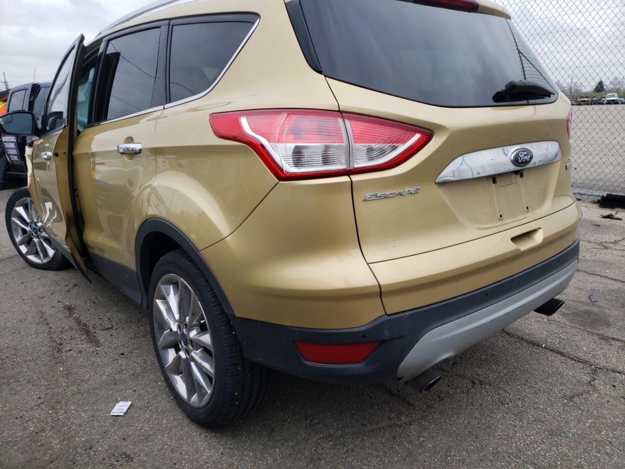Photo 3 from auction – 2014 FORD ESCAPE SE with VIN 1FMCU0G91EUC19051