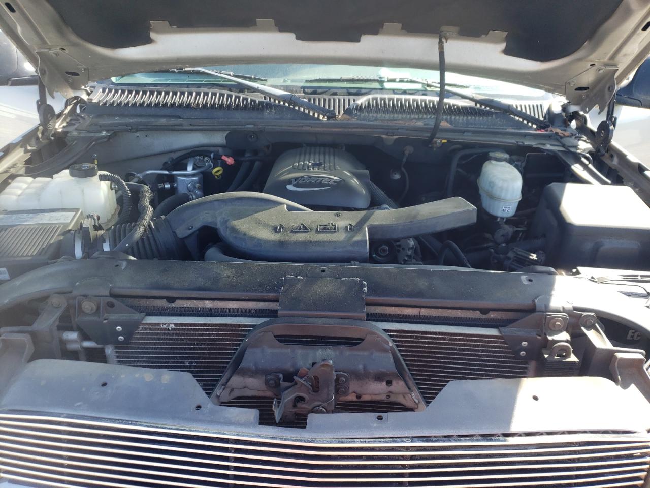 Photo 7 from auction – 2005 CHEVROLET AVALANCHE with VIN 3GNEC12Z85G177310