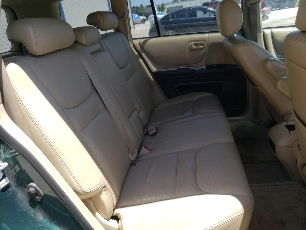 Photo 6 from auction – 2003 TOYOTA HIGHLANDER with VIN JTEGF21A130087150