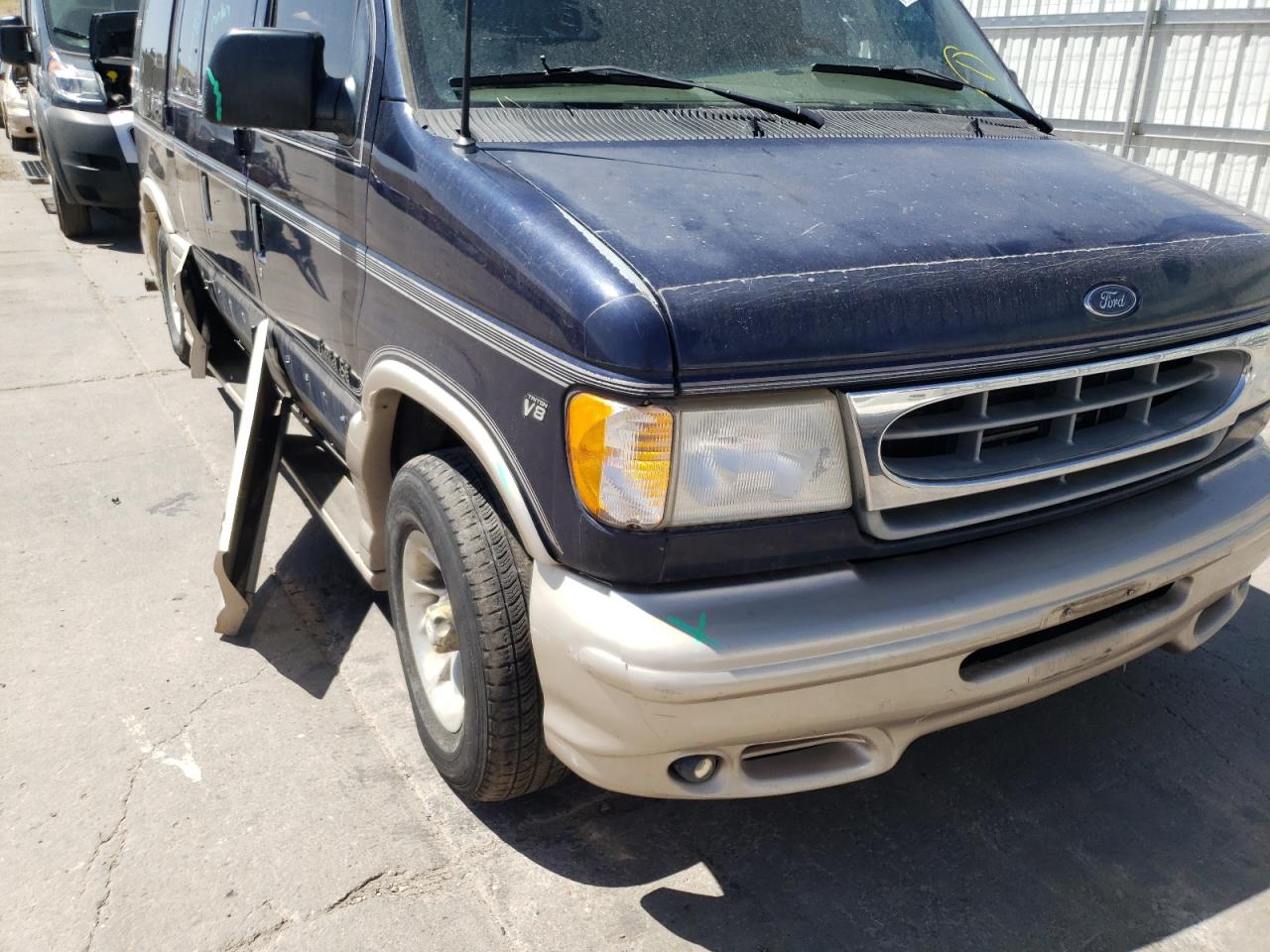 Photo 17 from auction – 2001 FORD ECONOLINE with VIN 1FDRE14L21HB05060