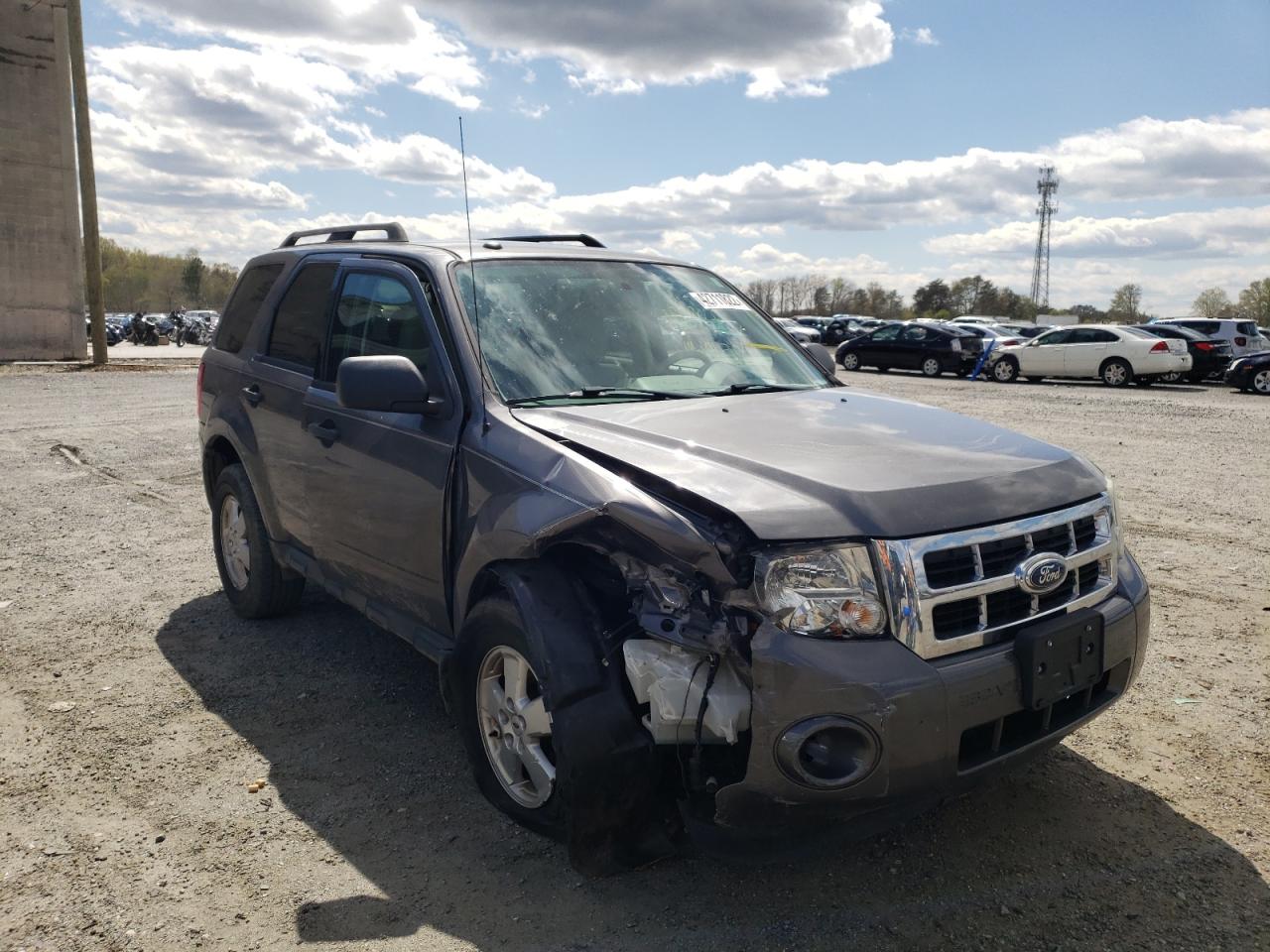 FORD ESCAPE XLT 2012 مع رقم تعريف المركبة 1FMCU0DG1CKA71298 - صورة من المزاد