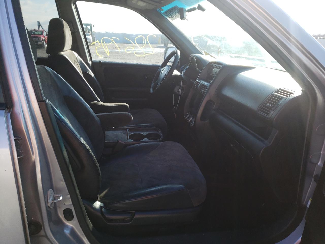 Photo 5 from auction – 2002 HONDA CR-V EX with VIN JHLRD78872C043432