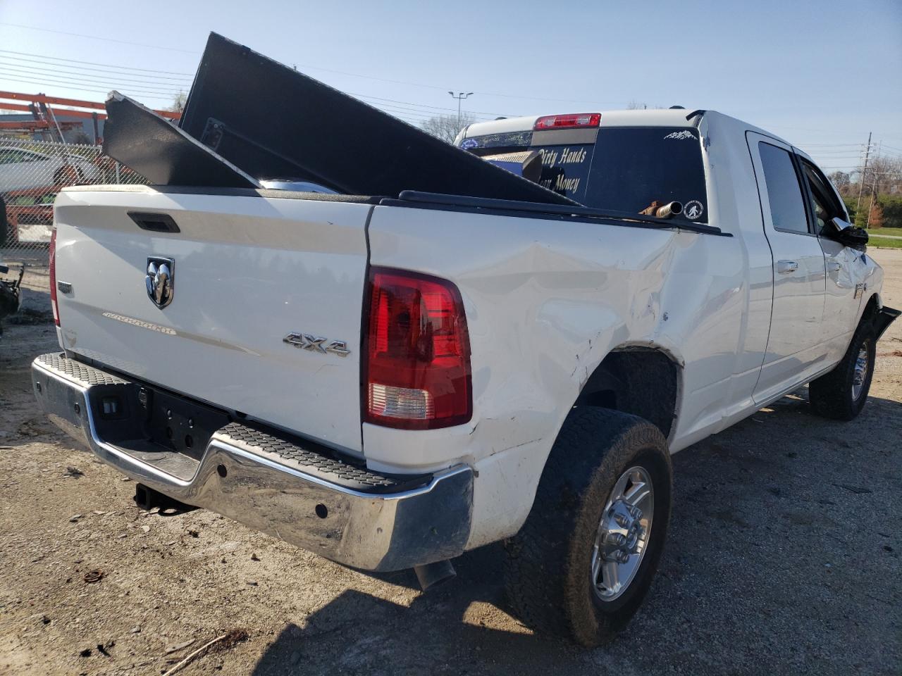 Photo 4 from auction – 2011 DODGE RAM 3500 with VIN 3D73Y3HL7BG521484