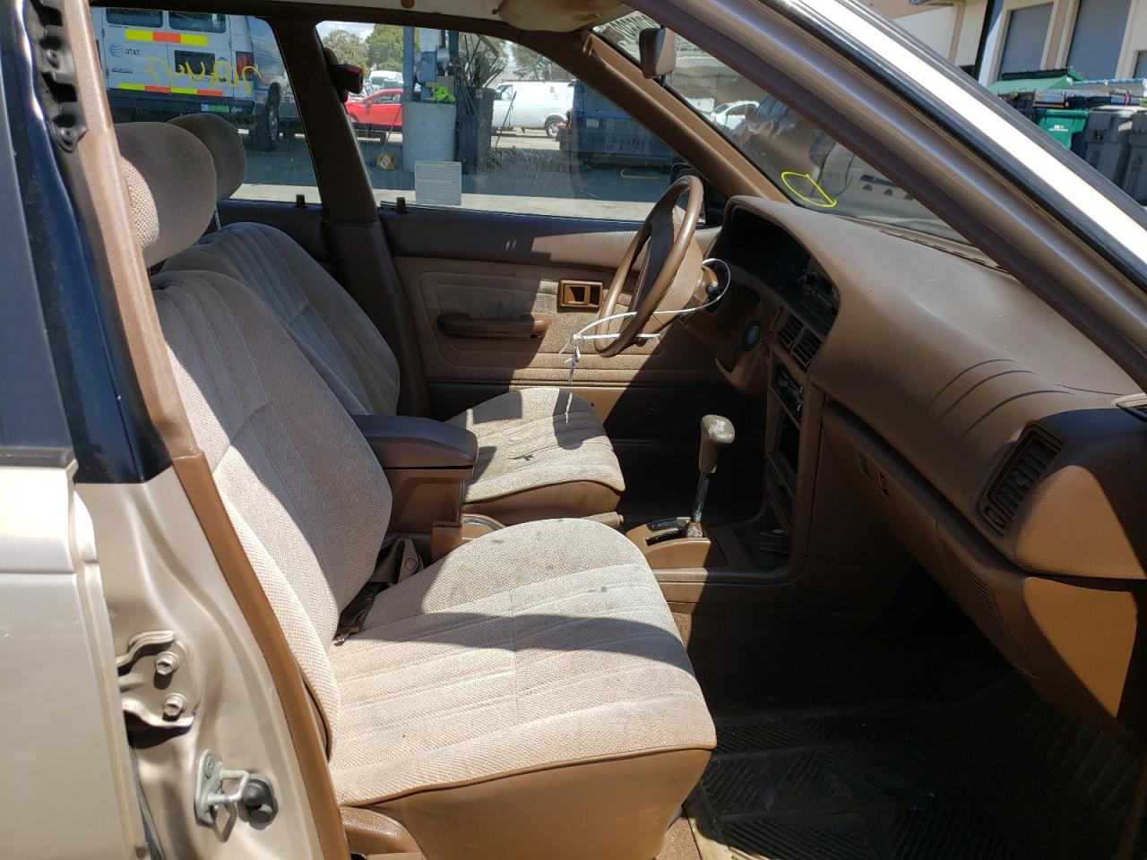 Photo 5 from auction – 1992 TOYOTA COROLLA DL with VIN 1NXAE94A0NZ371765