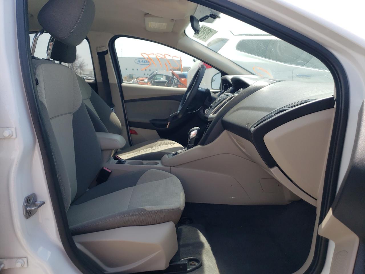 Фото 5 с аукциона – 2012 FORD FOCUS SE с VIN 1FAHP3F26CL142340