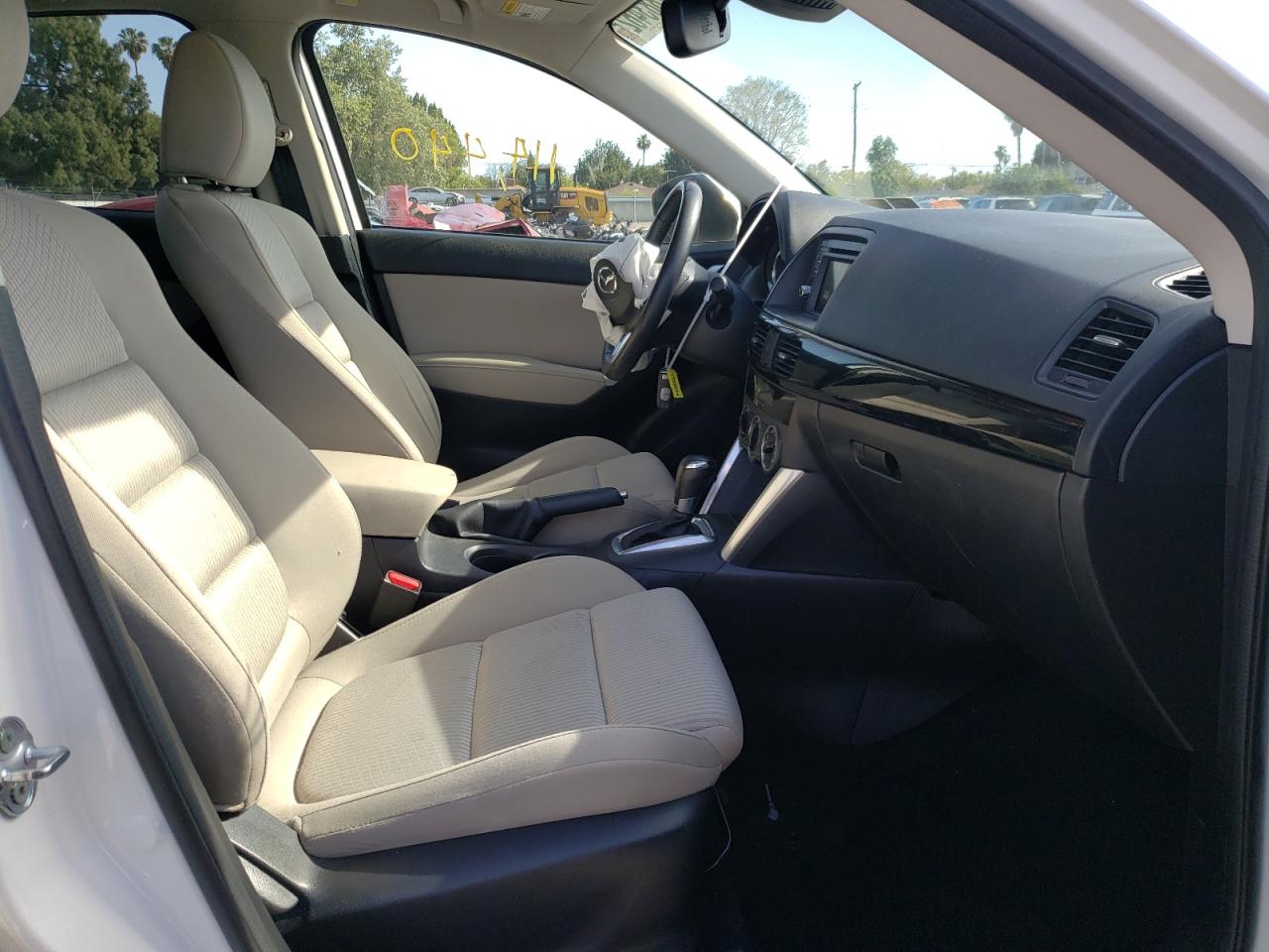 Photo 5 from auction – 2014 MAZDA CX-5 TOURI with VIN JM3KE4CY9E0393305
