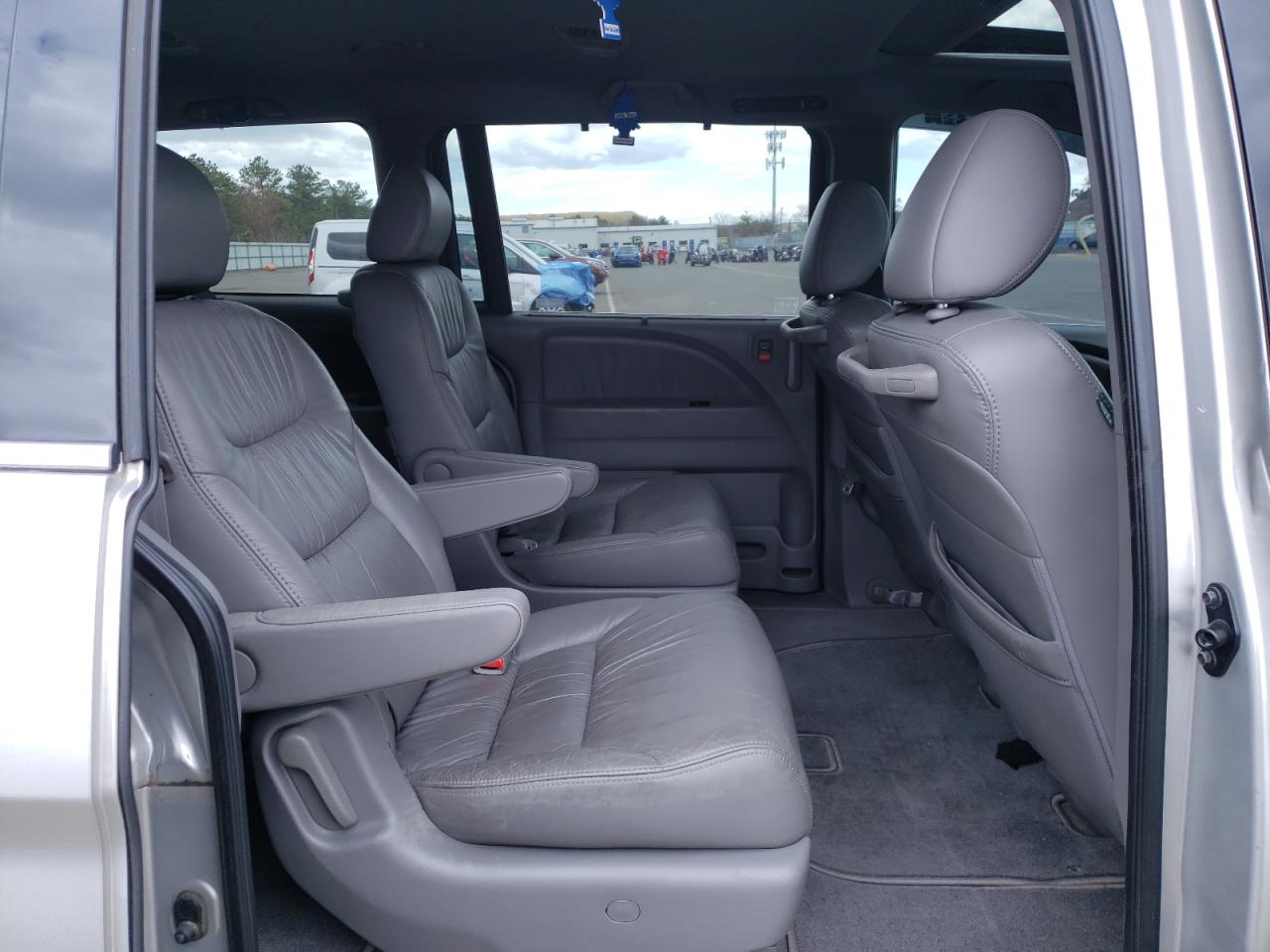 Photo 6 from auction – 2009 HONDA ODYSSEY EX with VIN 5FNRL38699B042982