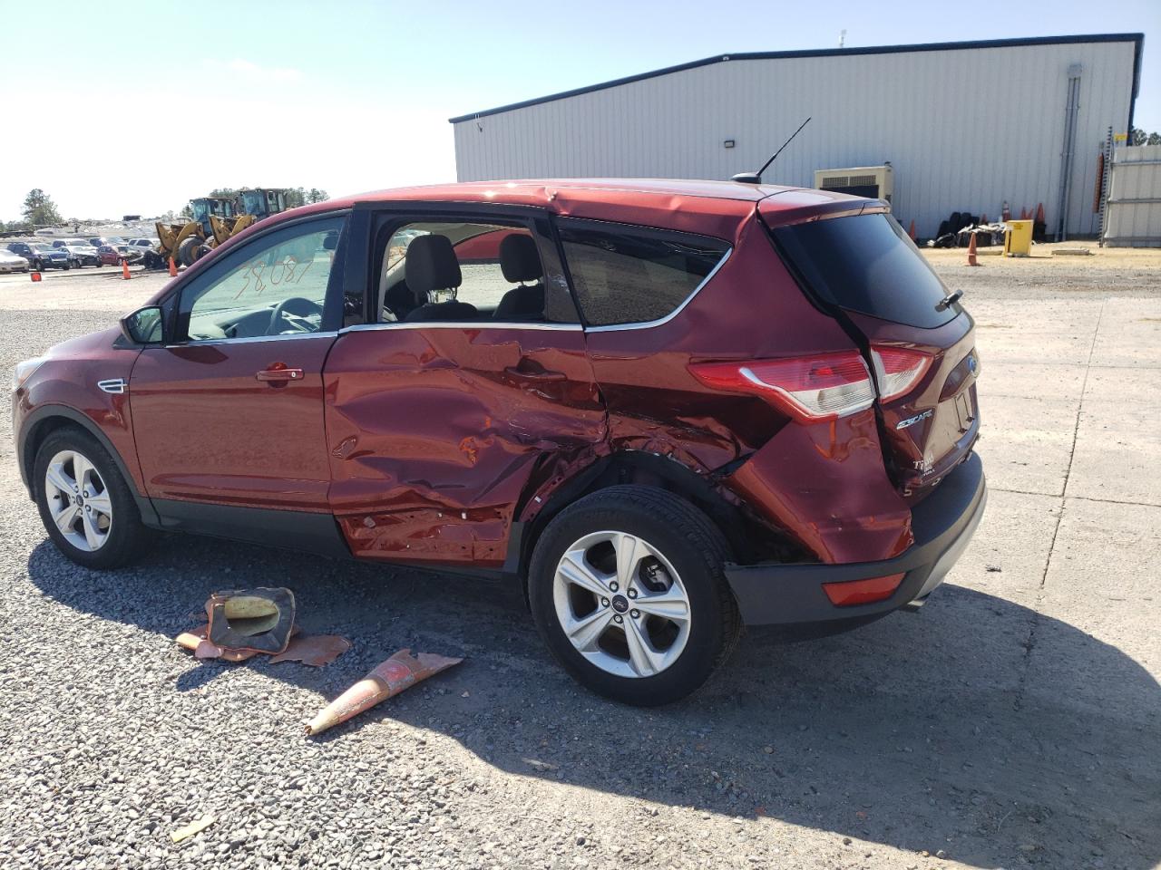 Photo 9 from auction – 2016 FORD ESCAPE SE with VIN 1FMCU0G73GUB51997