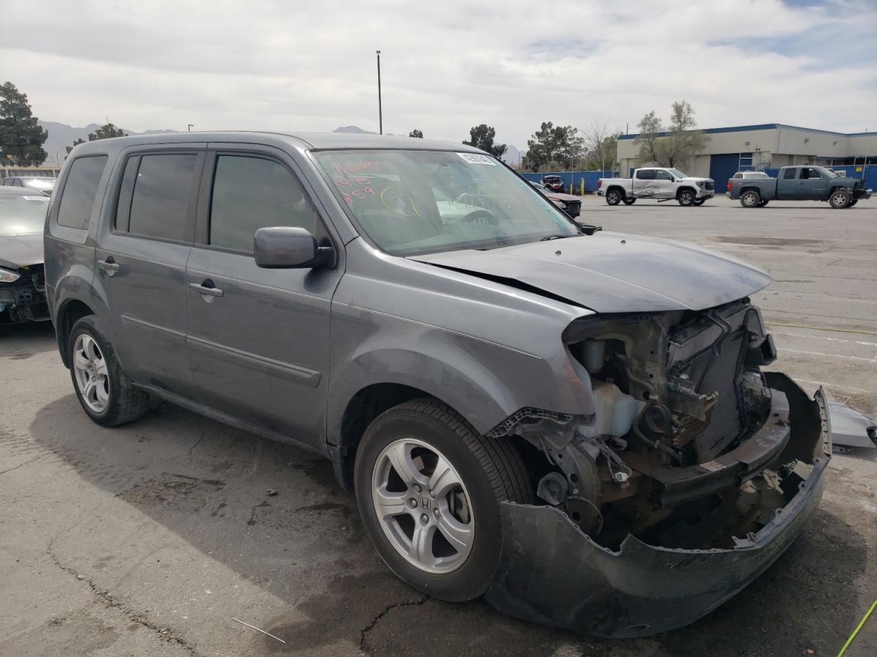 HONDA PILOT EX 2013 with VIN 5FNYF4H42DB028440 - Photo from auction