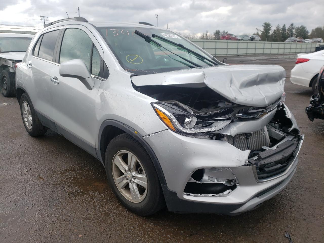 CHEVROLET TRAX 1LT 2018 with VIN KL7CJLSB2JB683638 - Photo from auction
