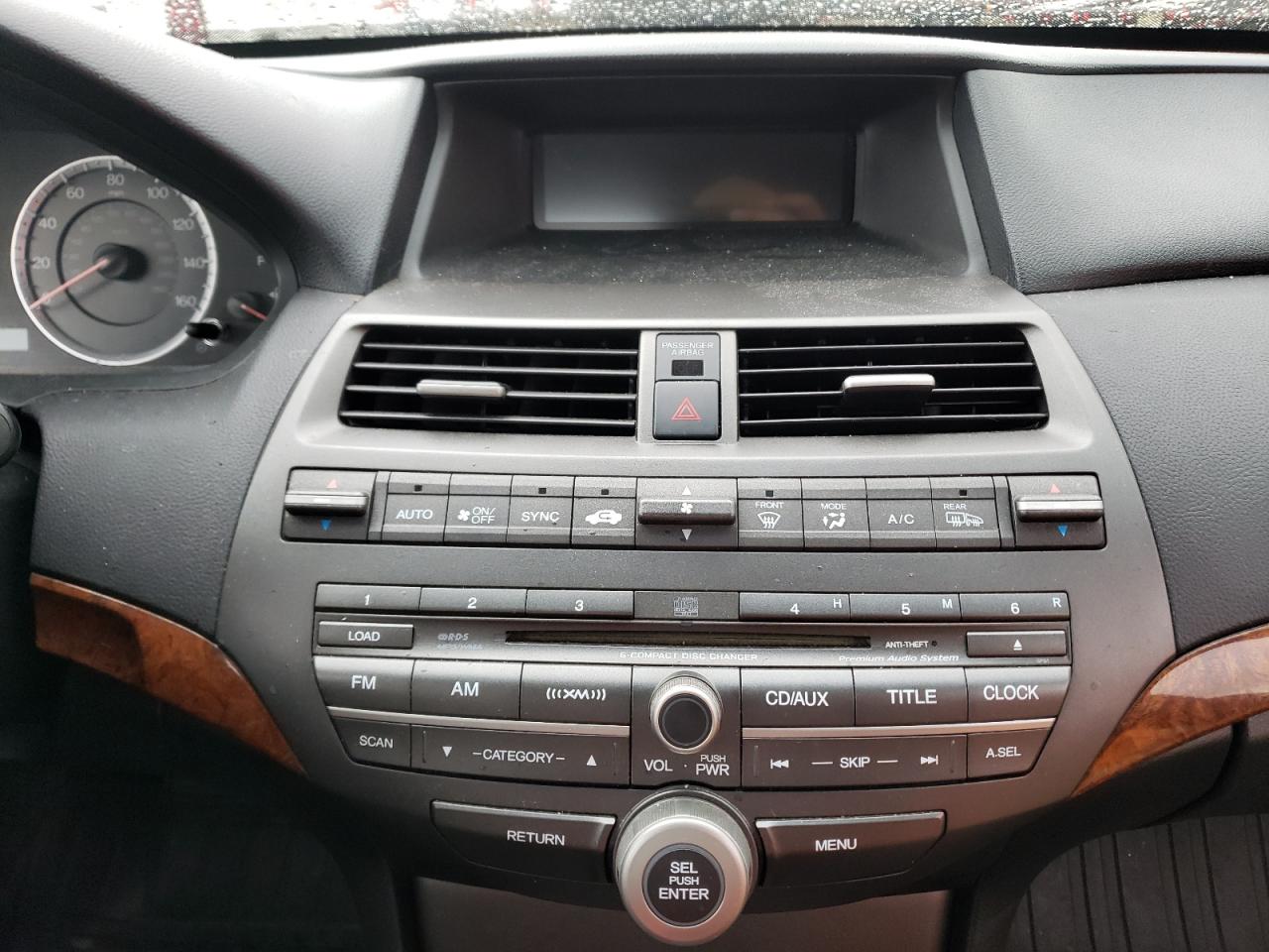 Photo 9 from auction – 2011 HONDA ACCORD with VIN 1HGCP3F85BA014191