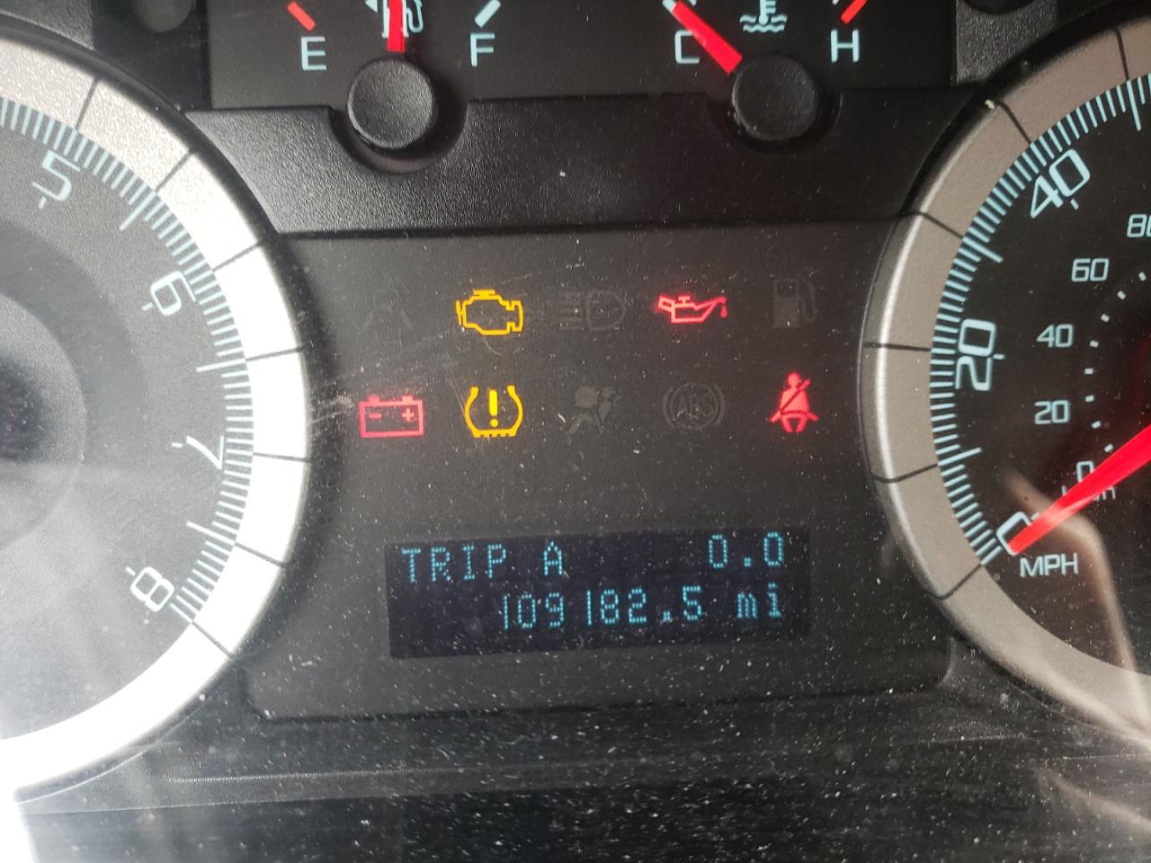 Photo 8 from auction – 2010 FORD ESCAPE LIM with VIN 1FMCU9EG0AKA85595