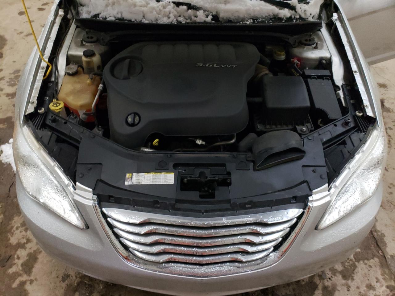 Photo 7 from auction – 2011 CHRYSLER 200 LIMITE with VIN 1C3BC2FG2BN580698