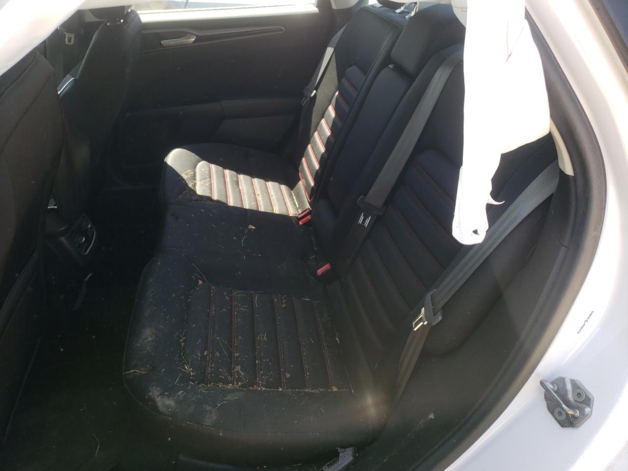 Photo 6 from auction – 2016 FORD FUSION SE with VIN 3FA6P0H73GR310733