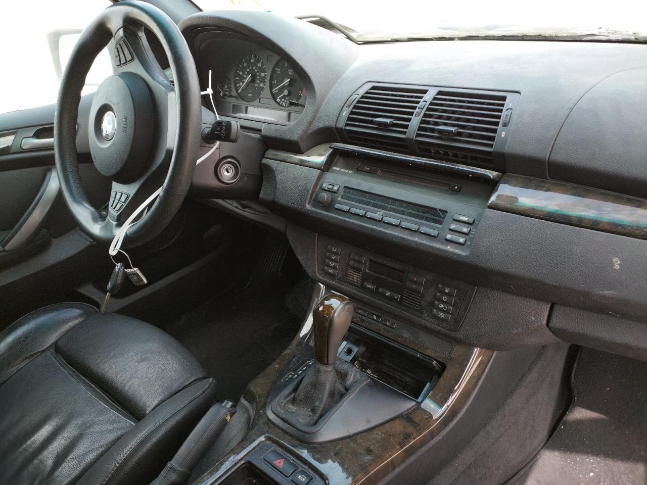 Photo 9 from auction – 2005 BMW X5 3.0I with VIN 5UXFA13525LY17723