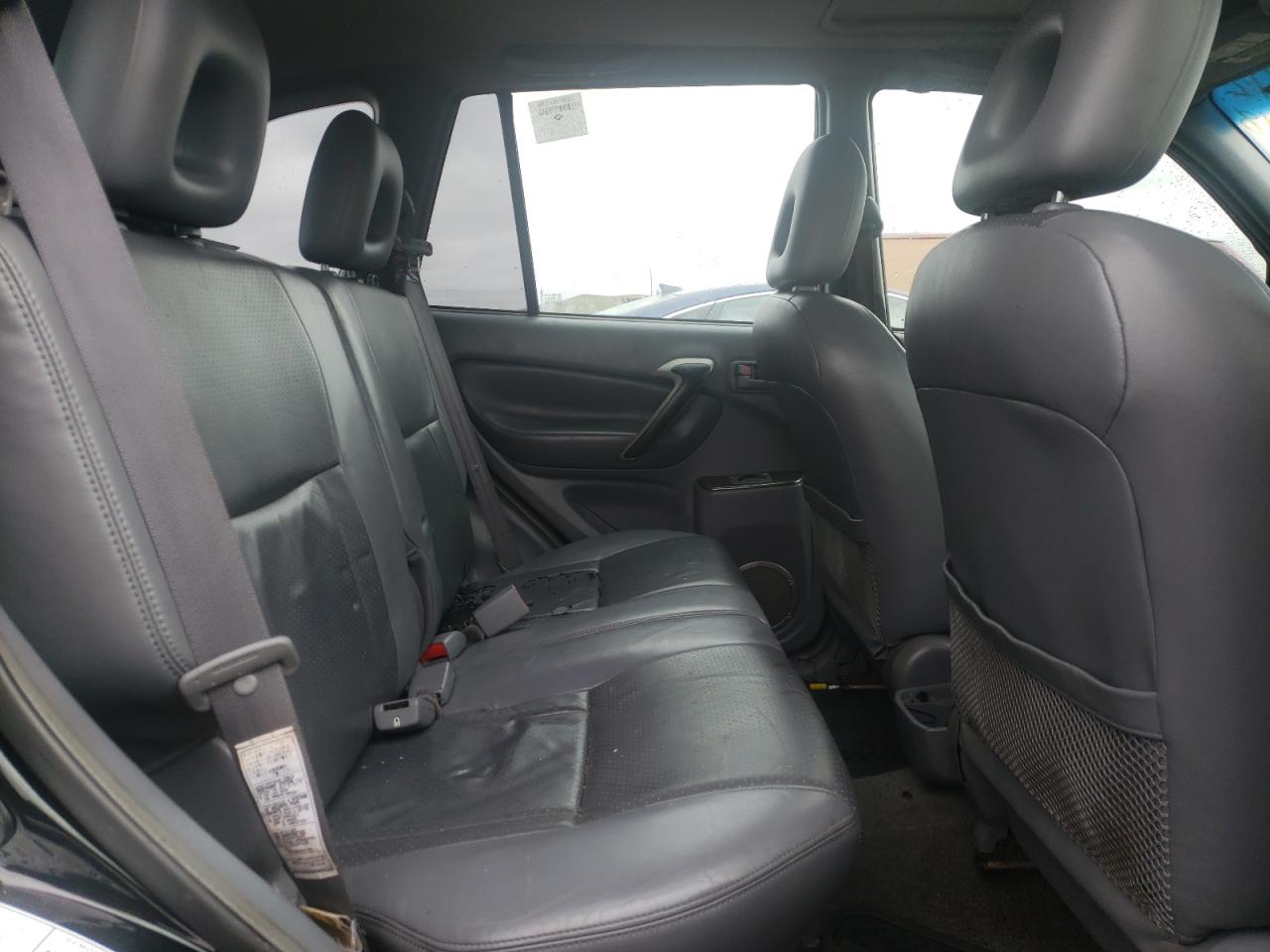 Photo 6 from auction – 2002 TOYOTA RAV4 with VIN JTEHH20V626022048