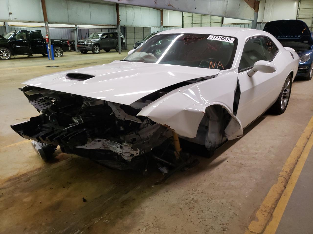 Photo 2 from auction – 2020 DODGE CHALLENGER with VIN 2C3CDZBT1LH131052