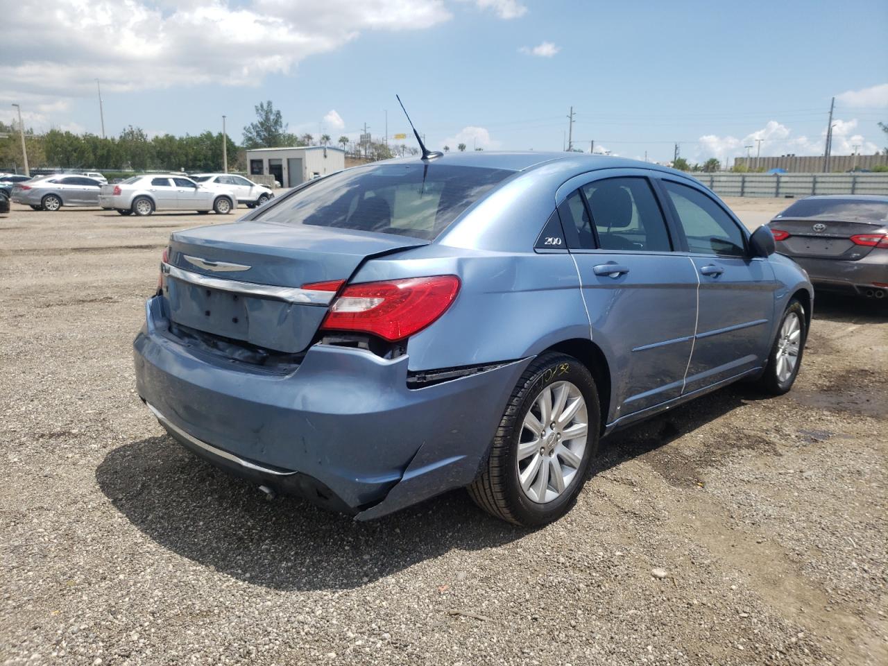 Photo 4 from auction – 2011 CHRYSLER 200 TOURIN with VIN 1C3BC1FG2BN545489