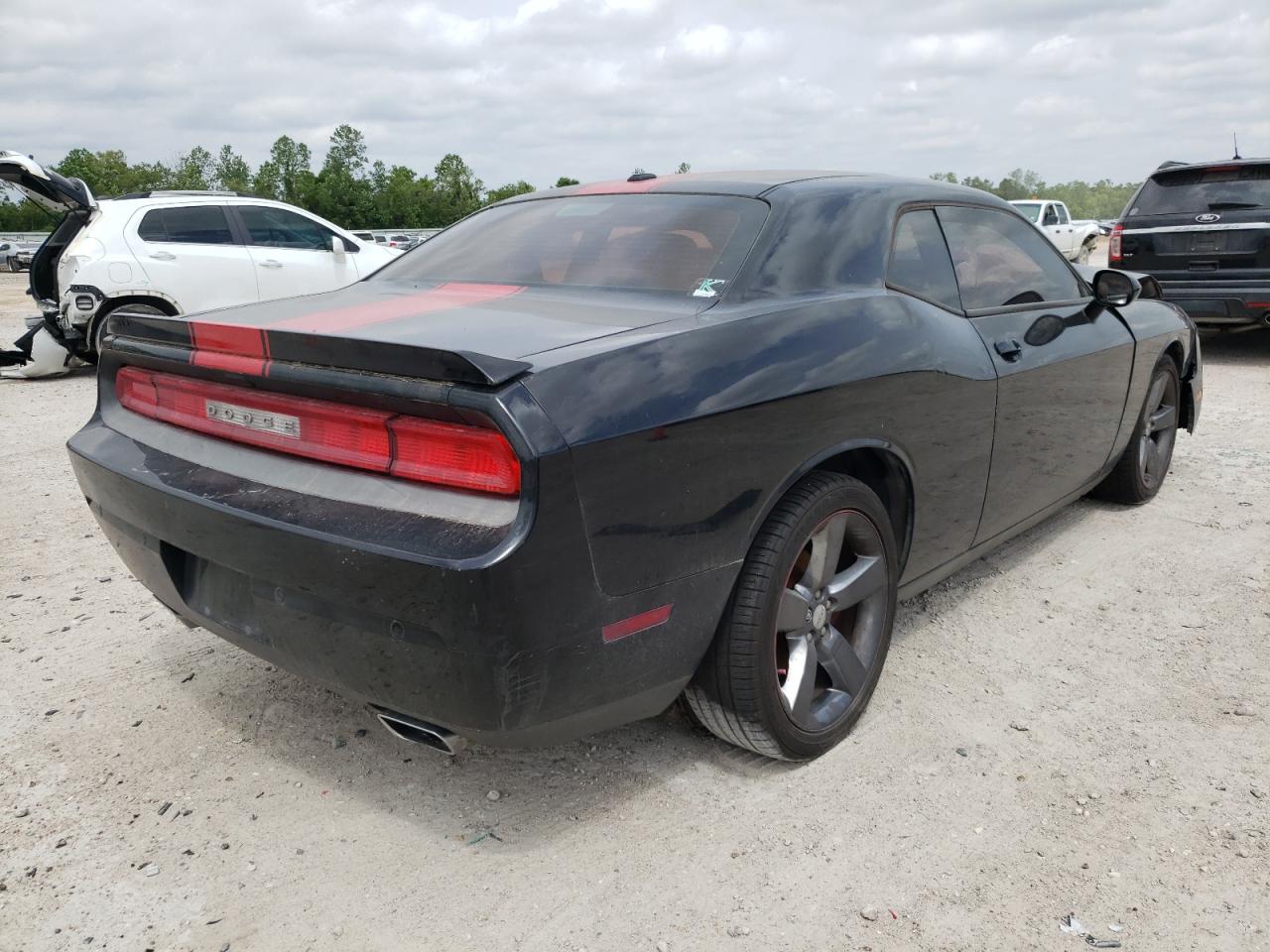 Photo 4 from auction – 2013 DODGE CHALLENGER with VIN 2C3CDYAG1DH553967