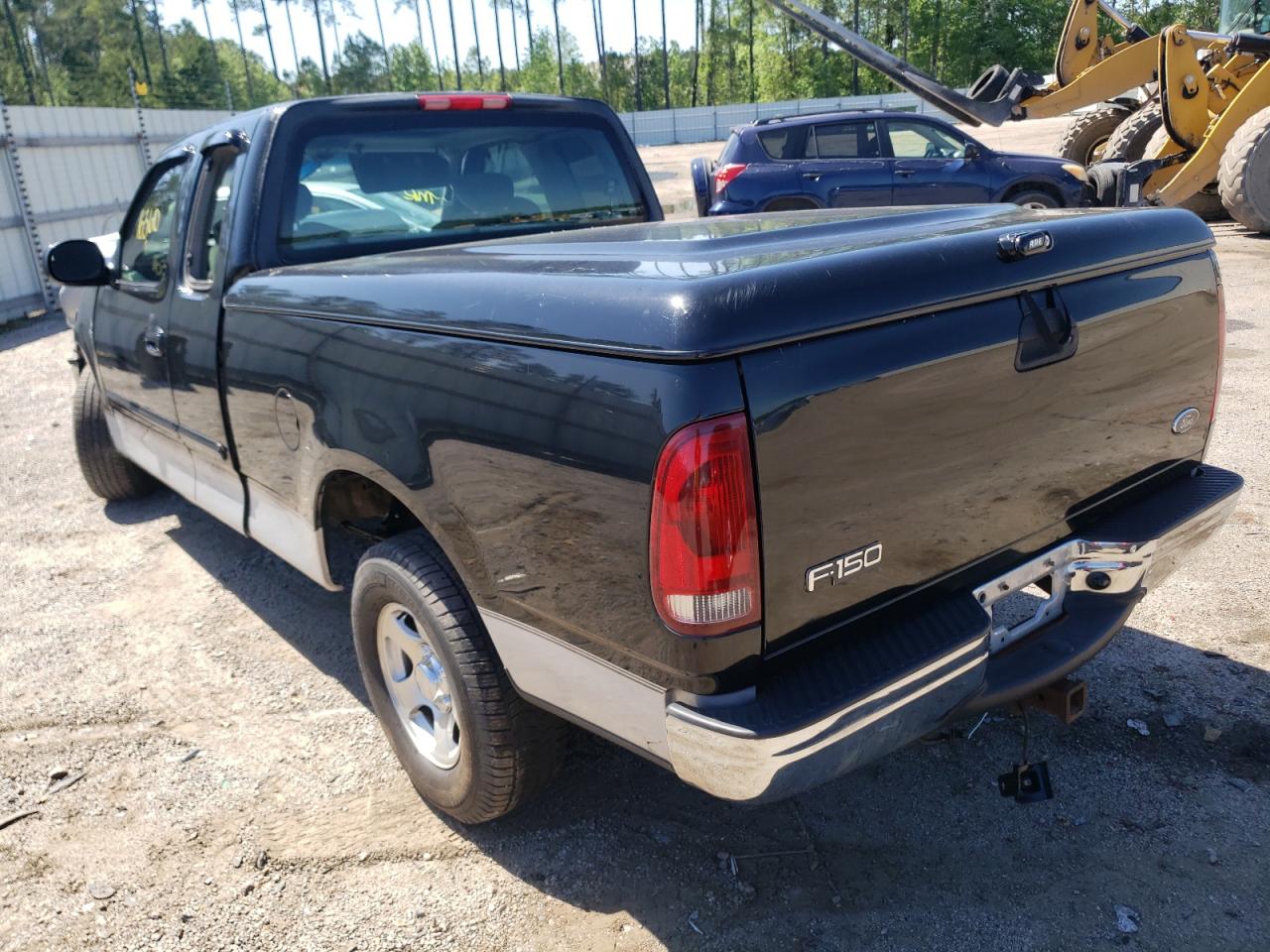 Photo 3 from auction – 2001 FORD F150 with VIN 1FTRX17L21NB92311