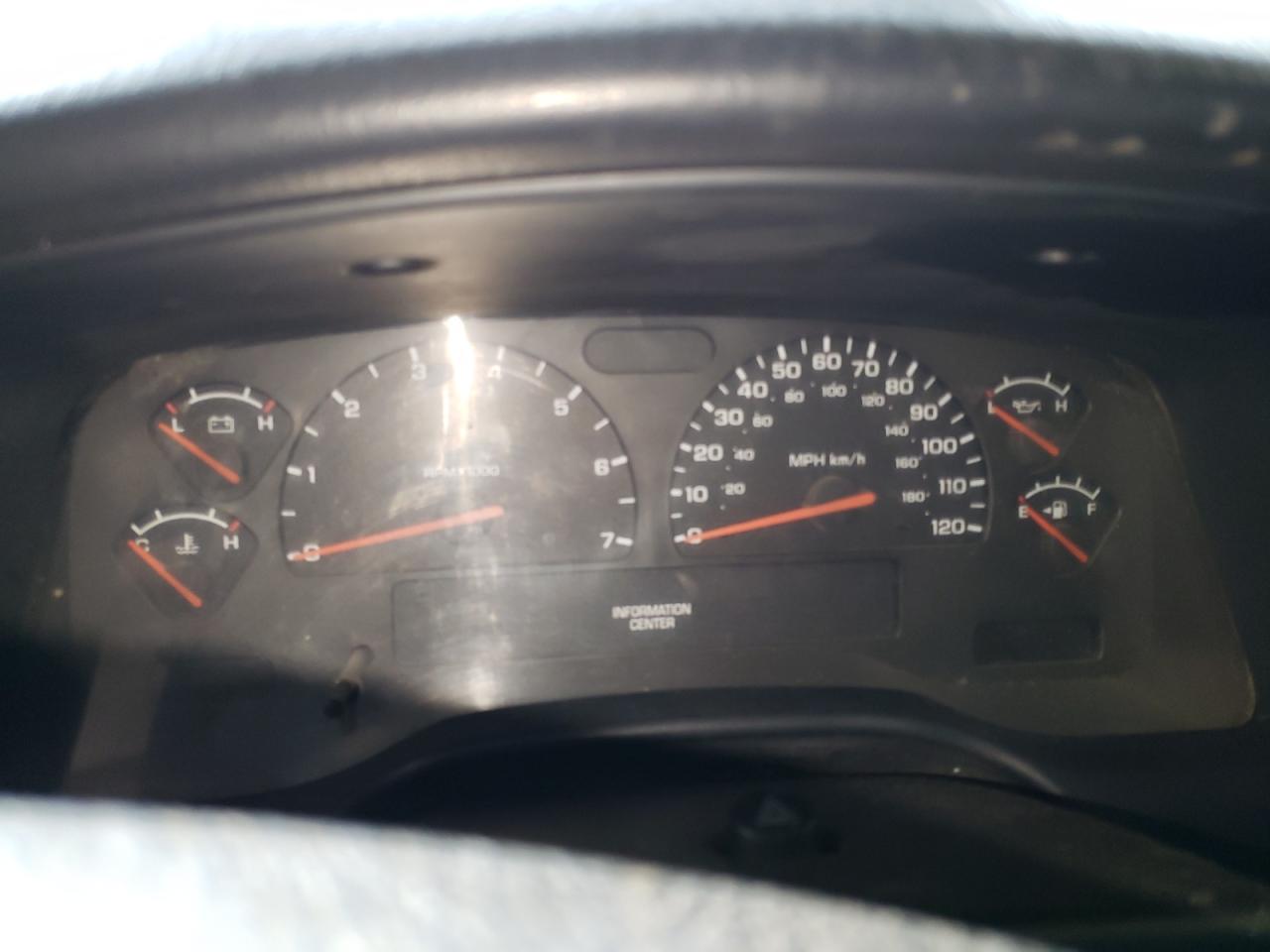 Photo 8 from auction – 2003 DODGE DAKOTA QUA with VIN 1D7HG38X83S382164