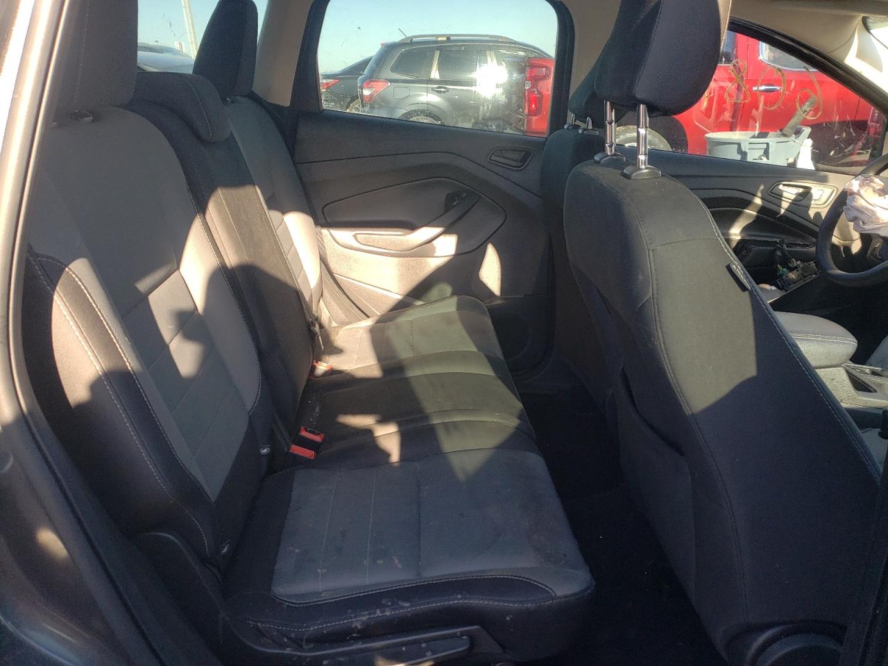 Photo 6 from auction – 2019 FORD ESCAPE S with VIN 1FMCU0F73KUB46812