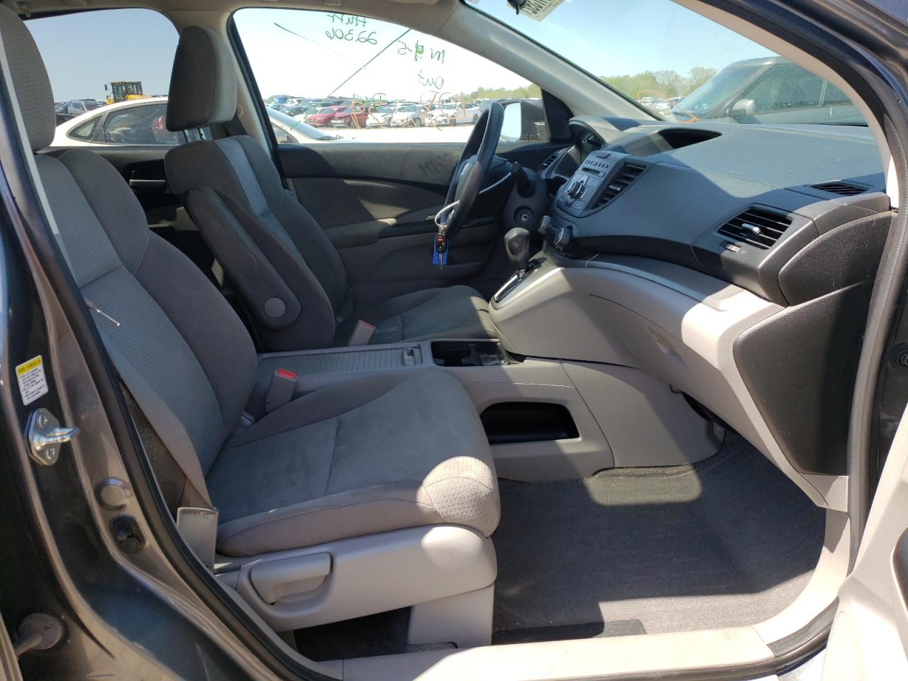 Photo 5 from auction – 2013 HONDA CR-V EX with VIN 2HKRM4H57DH603877