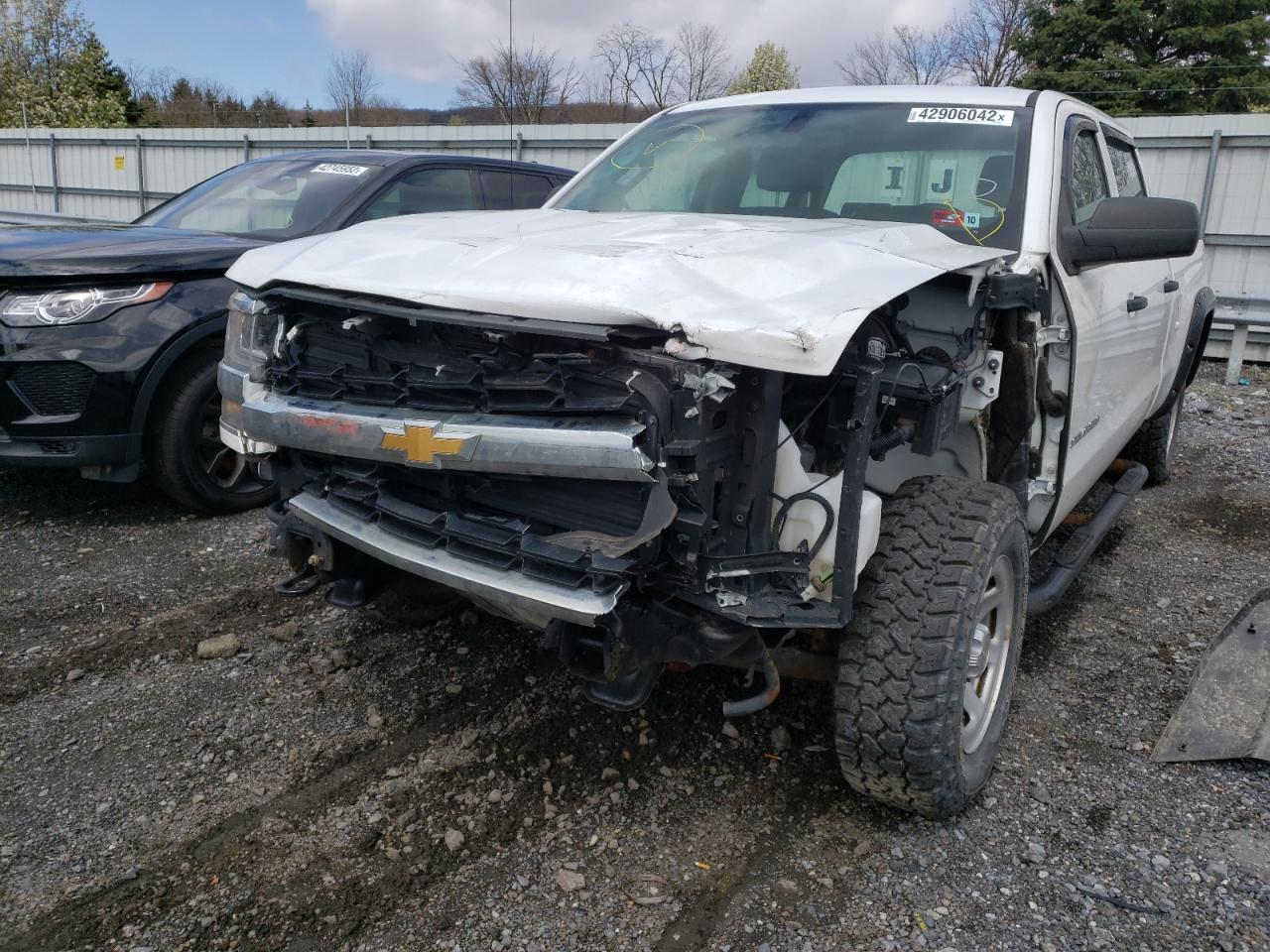 Photo 9 from auction – 2018 CHEVROLET SILVERADO with VIN 1GCUKNEC9JF230582