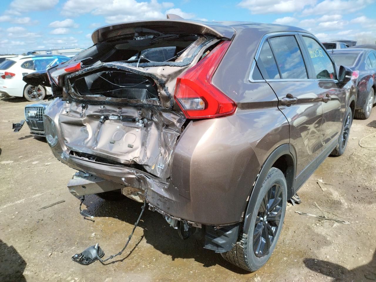 Photo 4 from auction – 2020 MITSUBISHI ECLIPSE CR with VIN JA4AS4AA9LZ037491