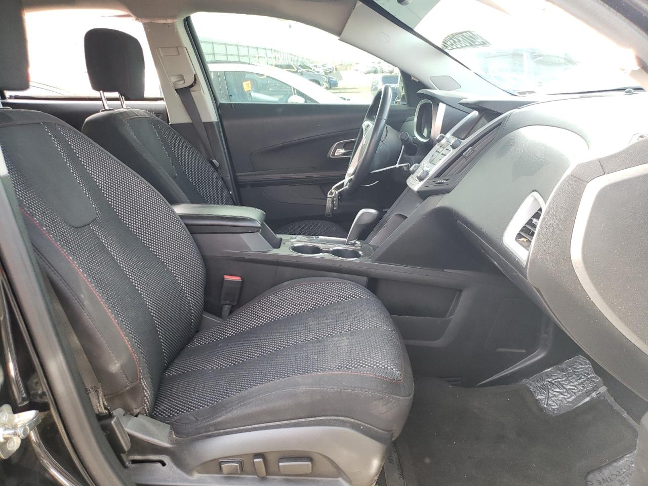 Photo 5 from auction – 2015 CHEVROLET EQUINOX LT with VIN 2GNFLCE33F6304467