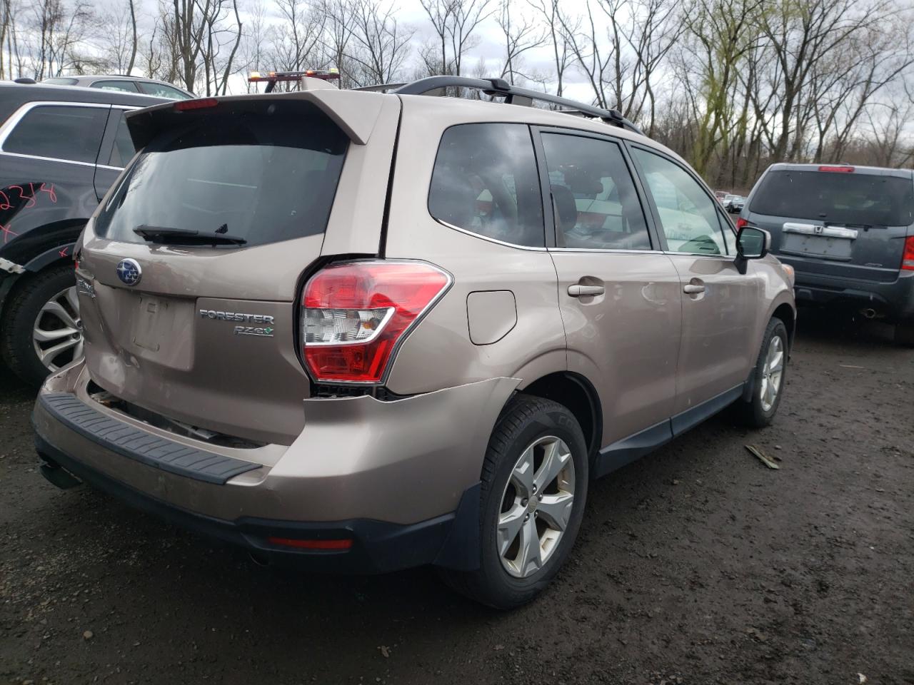 Photo 4 from auction – 2016 SUBARU FORESTER 2 with VIN JF2SJAKC7GH494907